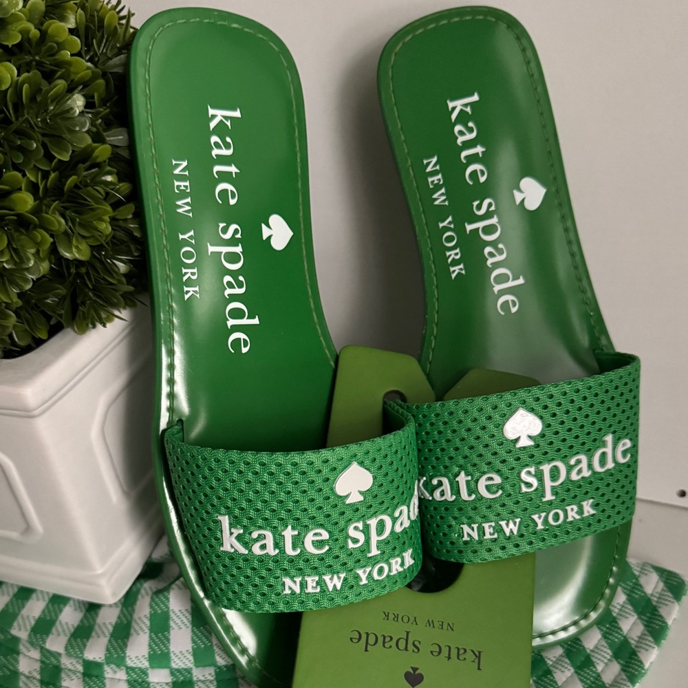 Kate Spade | Peyton Slide NWT - Picture 7 of 9